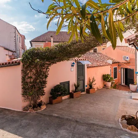 - Casa Papini Ла-Маддалена